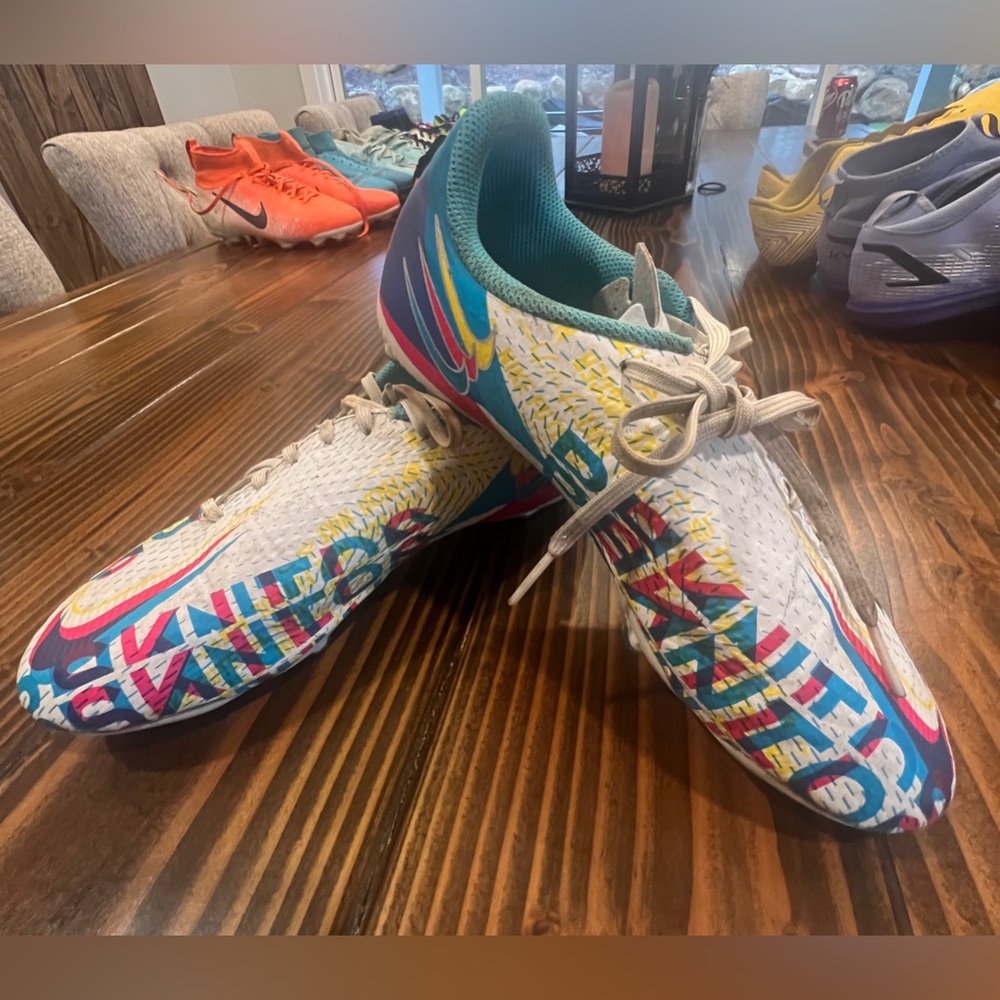Nike phantom cleats